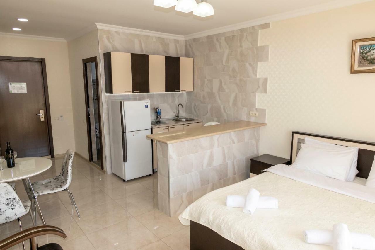 Orbi Apartment Ruslan Batumi Zewnętrze zdjęcie